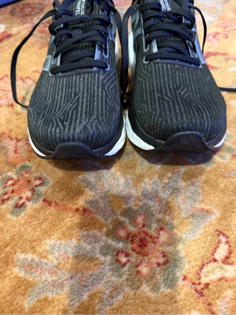 New Balance Women’s FuelCell Propel Sneakers 👟 Brand New - Picture 9 of 9